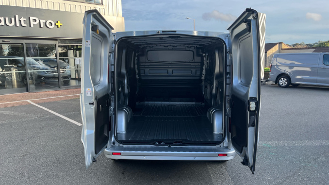 Renault Trafic Lwb Diesel LL30 Blue dCi 150 Extra [Safety] Van - Image 12